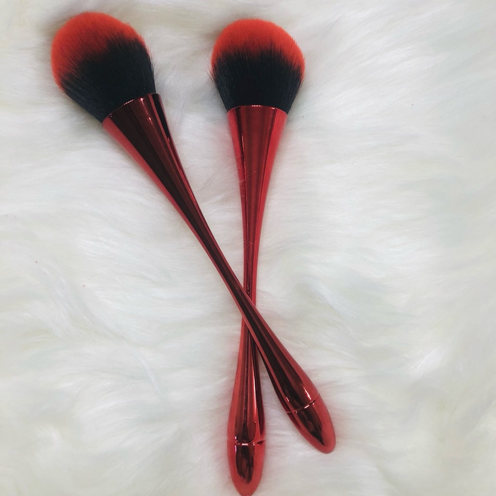 Vibrant Red and Black Makeup Brush Duo